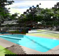 High Country Motor Inn