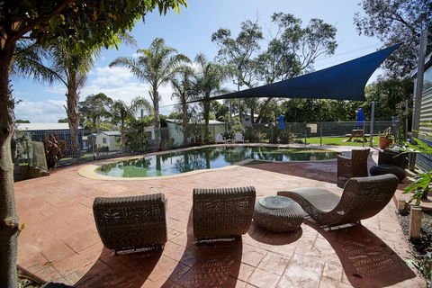Amaroo Holiday Park - Stayed 7