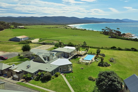 Diamond Island Resort & Bicheno Penguin Show - Stays Accommodation 2