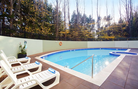 Crowne Plaza Canberra, An IHG Hotel - Stays Accommodation 1