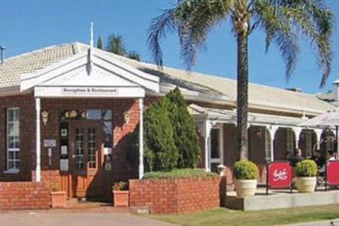 John Pirie Motor Inn - Stayed 7