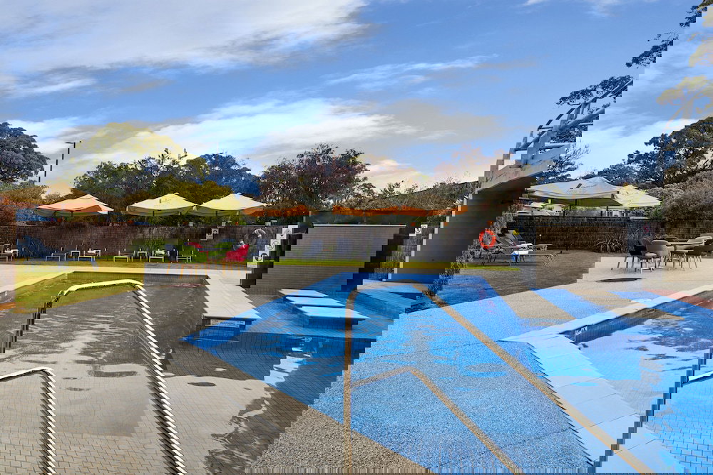 Lake Gardens VIC Stayed