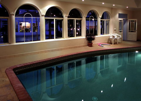 Royal Woods Resort - Stayed 4