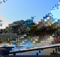 Surfers Riverside Apartments - Stayed