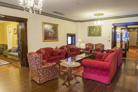 Palais Royale - Stayed 1