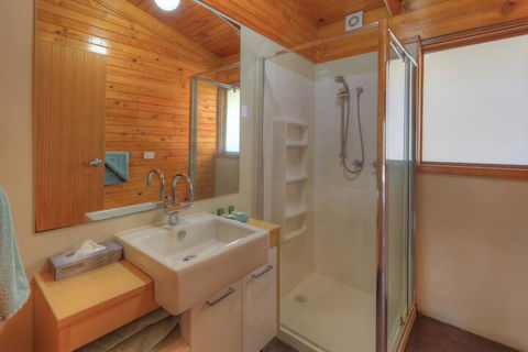 Stewarts Bay Lodge - Stayed 4