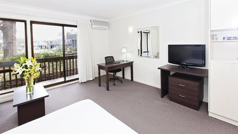 Ibis Styles Canberra Tall Trees - Stayed 4