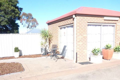 Colonial Motor Inn Bairnsdale - Stayed 1