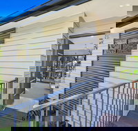 On Obi Maleny - Stayed