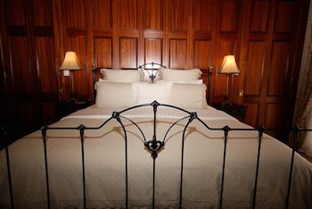 Carlyle House B & B - Stayed 4