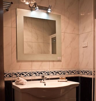 Carlyle House B & B - Stayed 2