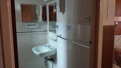 Jasper Motor Inn - Stayed 6