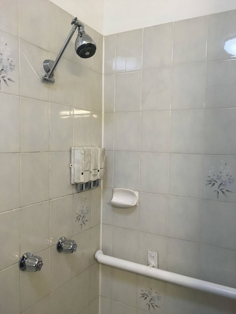 Centenary Motor Inn - Stays Accommodation 5