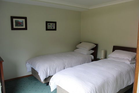Eagles Roost Farmstay B & B - Stayed 3