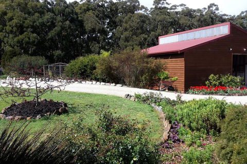 Eagles Roost Farmstay B & B - Stayed 6