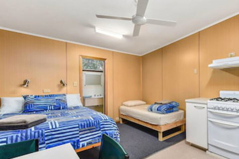 Millicent Hillview Caravan Park - Stayed 4
