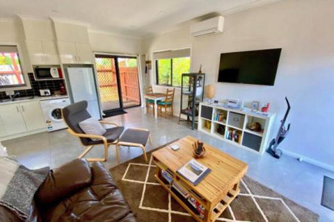 Jacaranda Wey B & B - Stayed 5