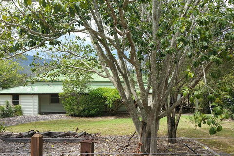 Karamea Homestead - Stays Accommodation 2