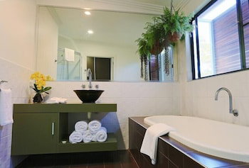 Hilltop Views - Stayed 5