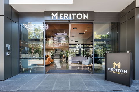 Meriton Suites North Sydney - Stayed 0