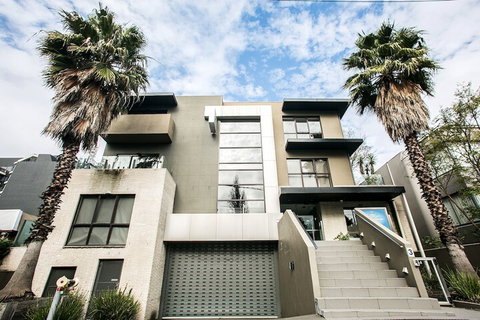 Comfy Kew Apartments - Stayed 1