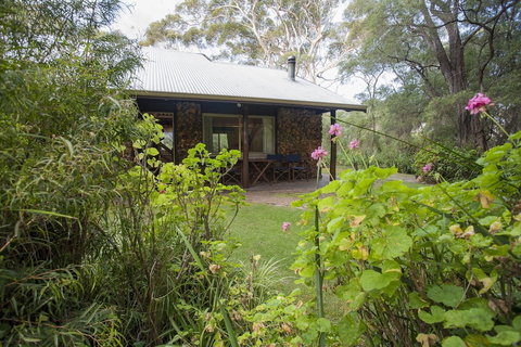 William Bay Cottages - Stays Accommodation 2