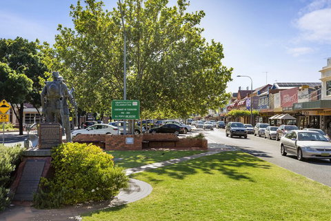 Quest Griffith - Stayed 4