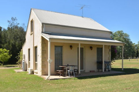 Madigan Wine Country Cottages - Stays Accommodation 0
