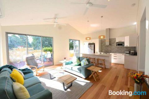 Sunny Blinco Street House - Stayed 0