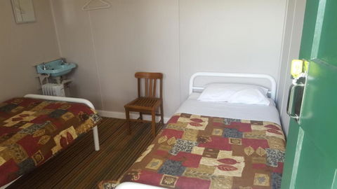 Tingle All Over Budget Accommodation - Stayed 2