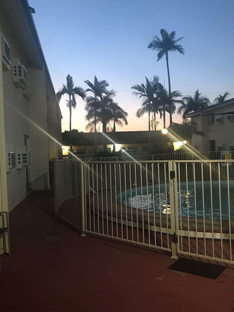 Emerald Central Hotel - Stayed 4