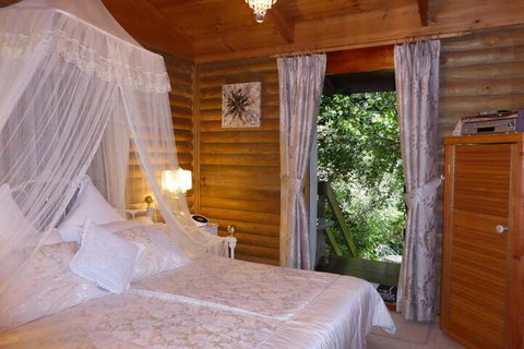 Aldgate Lodge Bed & Breakfast - Stays Accommodation 3