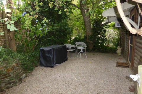 Aldgate Lodge Bed & Breakfast - Stays Accommodation 4