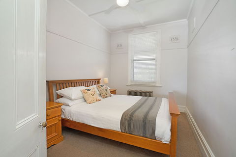 Newcastle Short Stay Apartments - Vista Apartment - Stays Accommodation 3