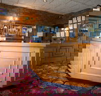 Golden Grain Motor Inn - Stayed