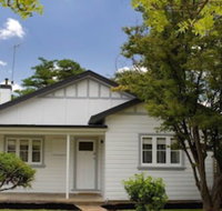The Sampson - Orange - Stays Accommodation