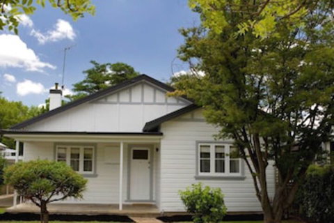 The Sampson - Orange - Stays Accommodation 0