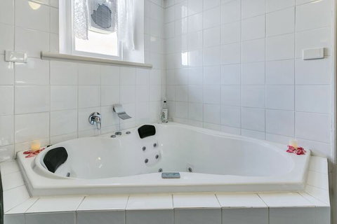 THE CHURCH Gawler Barossa Region - Stays Accommodation 7
