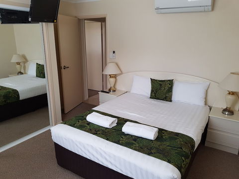 The Palms Motel - Stayed 2