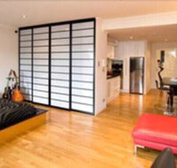Colin St. Apartment - Stayed