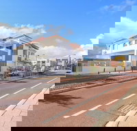 Rose Hotel Clarkson - Stayed