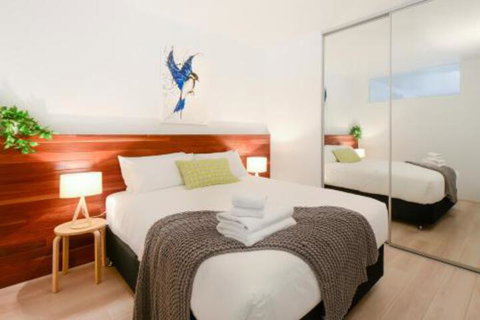 Canvas Suites On Russell Place - Stays Accommodation 5