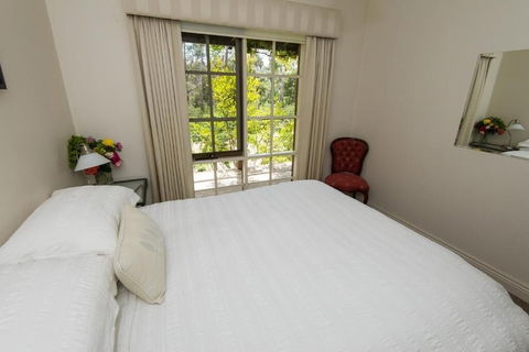 Hollyhock B&B - Stayed 4