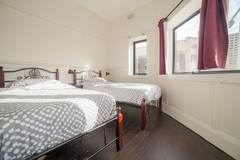 MyHoYoHo City Views Apartments - Stays Accommodation 3