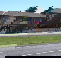 Snow Gate Motel and Apartments - Stayed