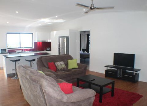 Yachtsmans Paradise Whitsundays - Stays Accommodation 3