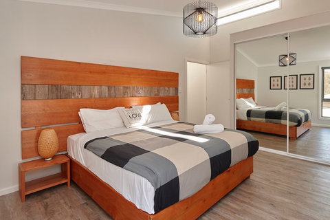 Whale Watcher 1 - Stayed 2