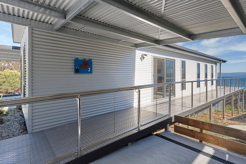 Whale Watcher 2 - Stayed 0