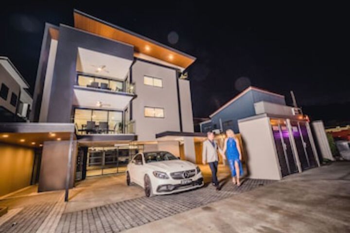 Mount Gravatt East QLD Stayed