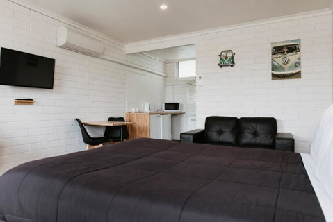 Anchor Wheel Motel - Stayed 3